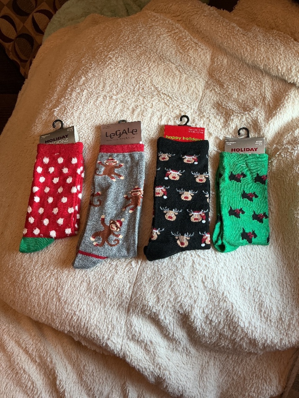 4 pair of Women’s Men’s socks Holiday Monkey Scottie dog Kenneth Roberts LeGale